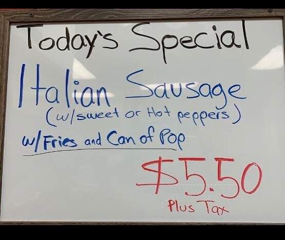 Lili's Hot Dogs - Manteno, IL menu_pic