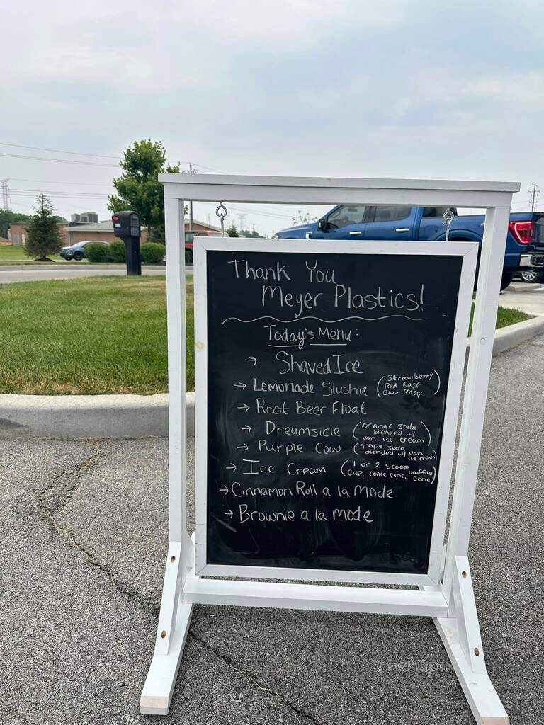Moo & Lou Frozen Treats and More - Lawrence Township, IN menu_pic