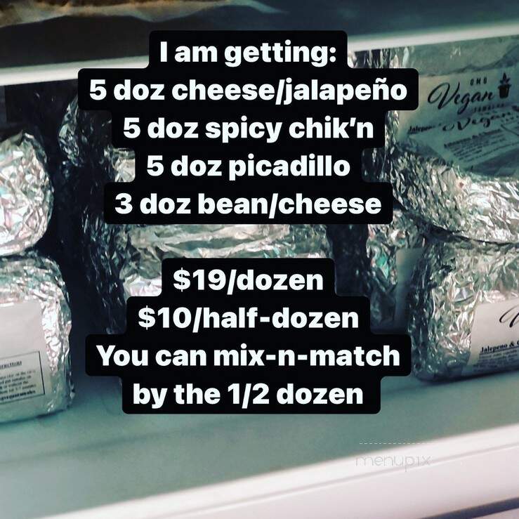 Snow On the Rox - DeSoto, TX menu_pic