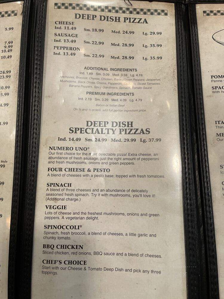 Pizzeria Uno - Chicago, IL