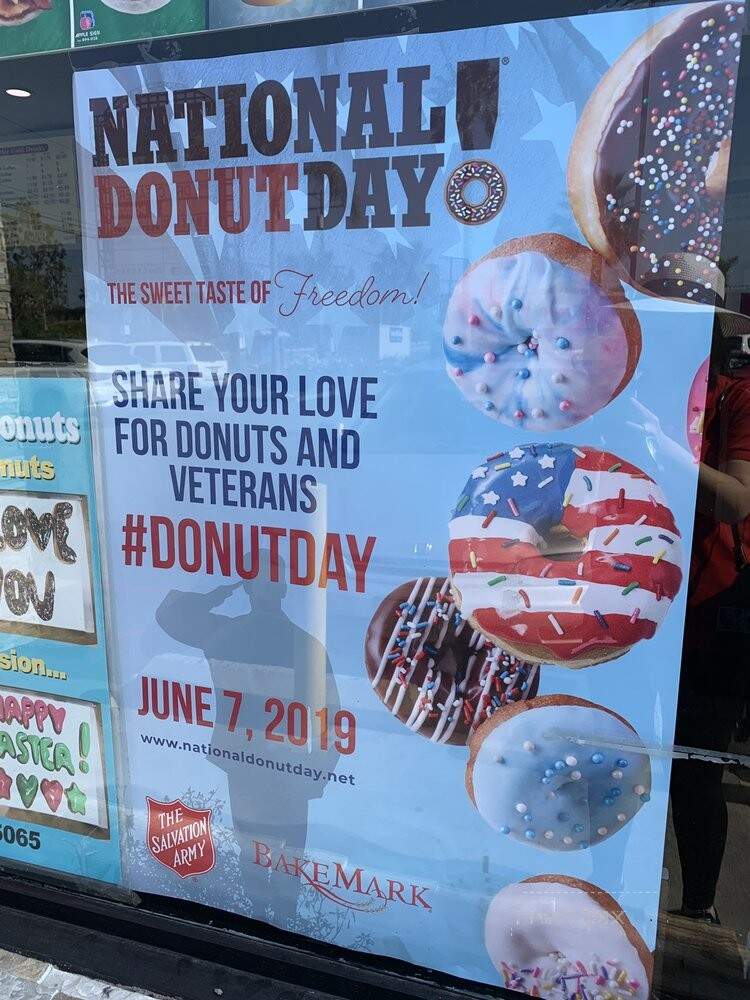 Donut Hut - Carson, CA menu_pic