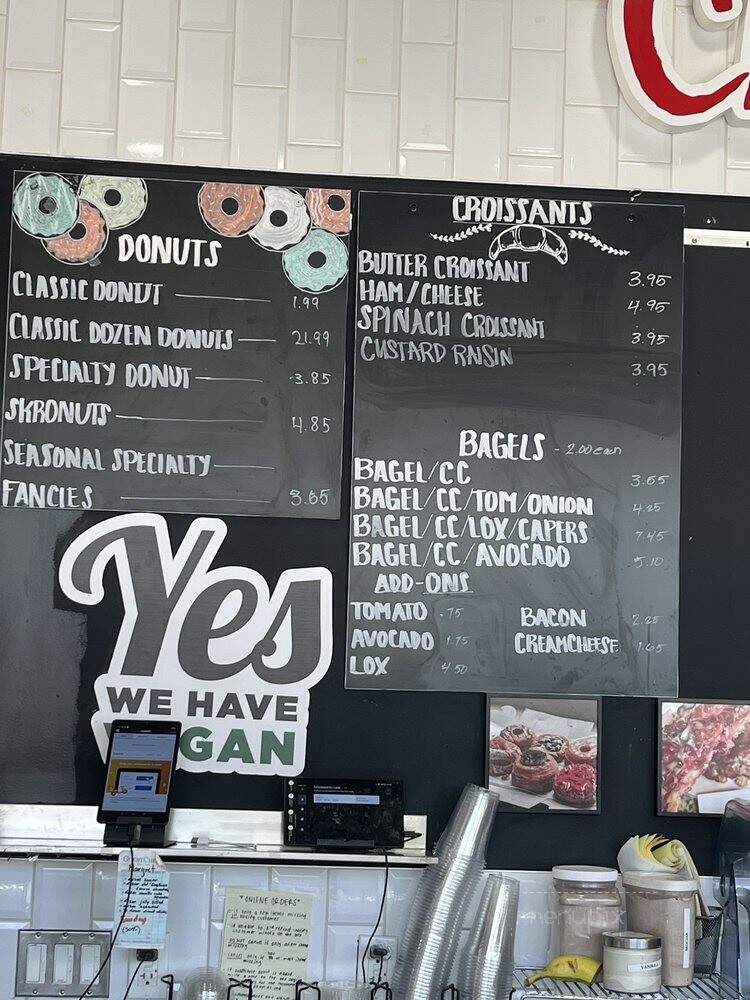 SK's Donuts & Croissant - Los Angeles, CA