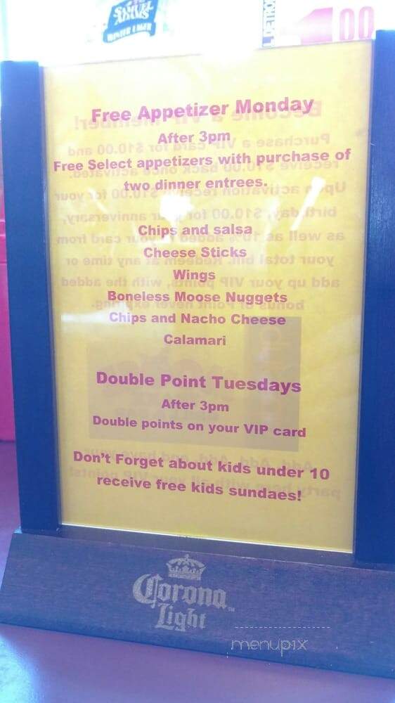 Moose Traxx Grill & Bar - Roseville, MI menu_pic