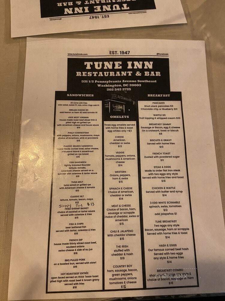 Tune Inn Restaurant - Washington, DC