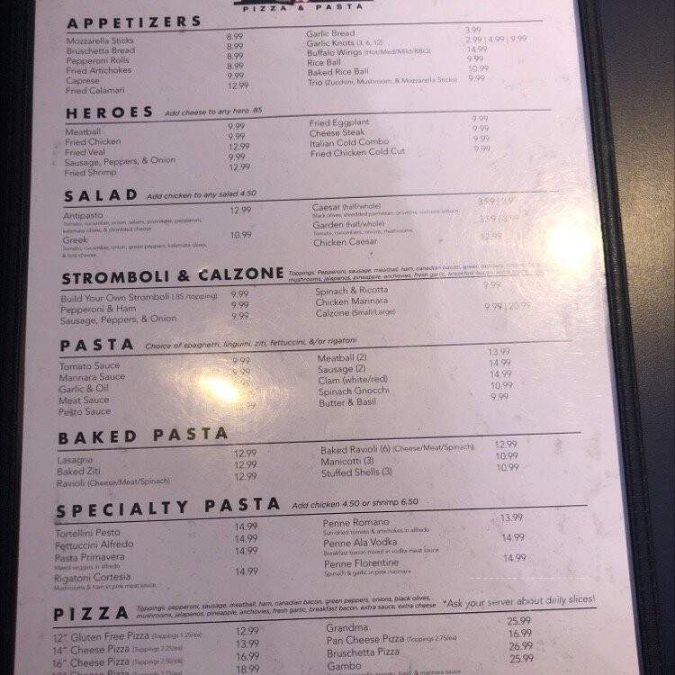 La Famiglia Pizza & Pasta - Chandler, AZ