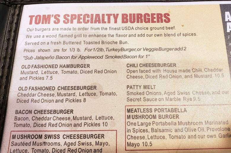 Toms Burgers & Grill - Arlington, TX