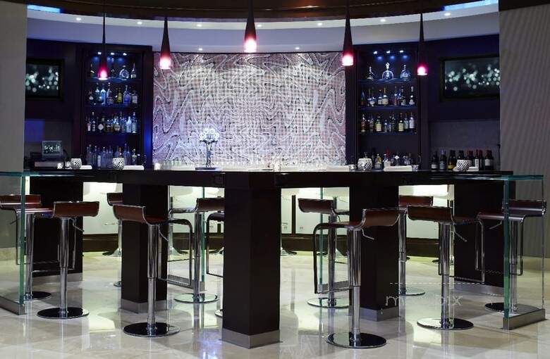 Bin 595 - Plantation, FL menu_pic