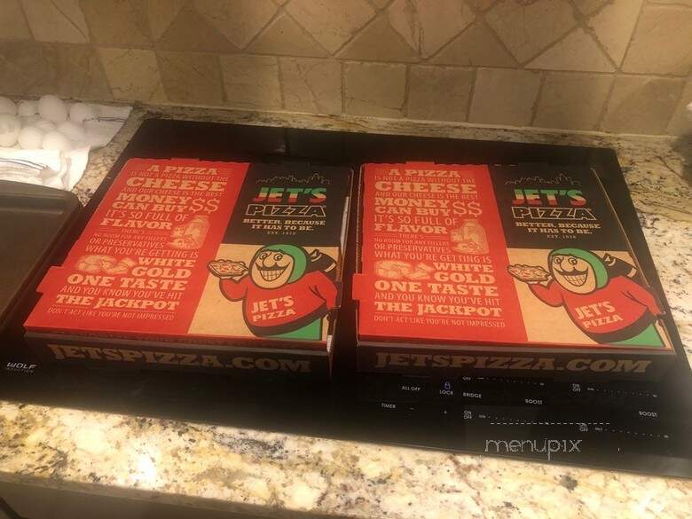Jet's Pizza - Warren, MI
