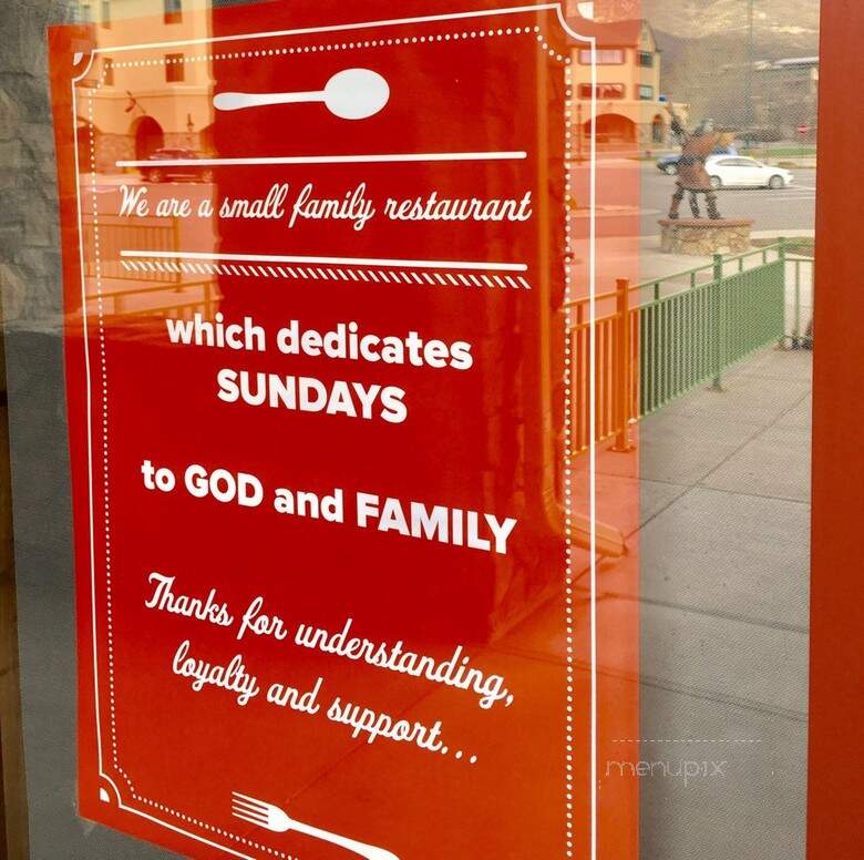 Gondola Pizza Restaurants - Selkirk, MB menu_pic