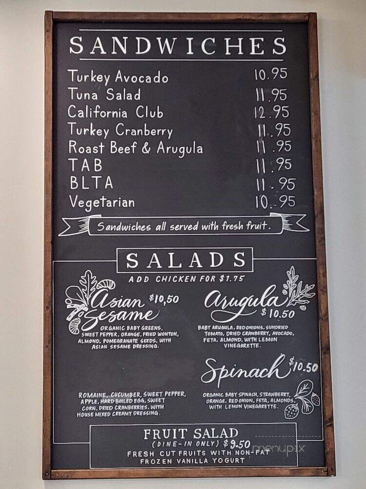Casse Croute Chez Julie - Maskinonge, QC menu_pic