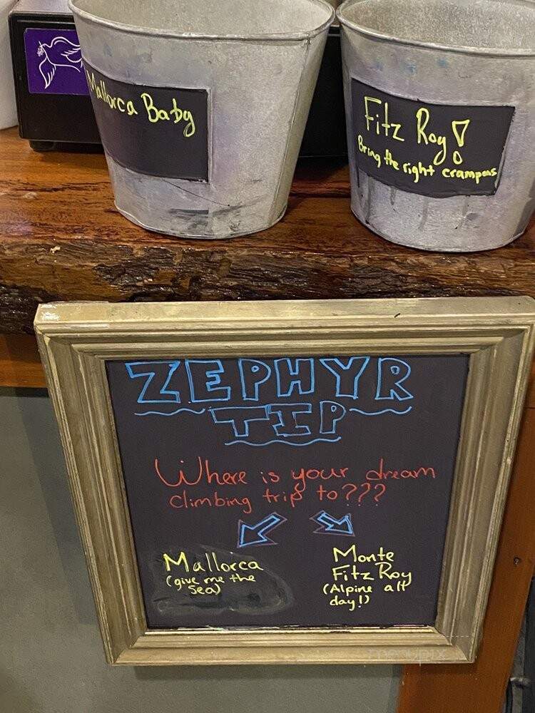 Zephyr Cafe - Squamish, BC