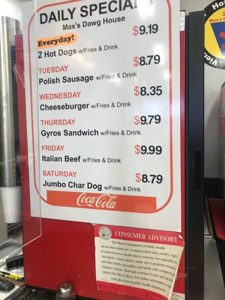 Max's Dawg House - Libertyville, IL