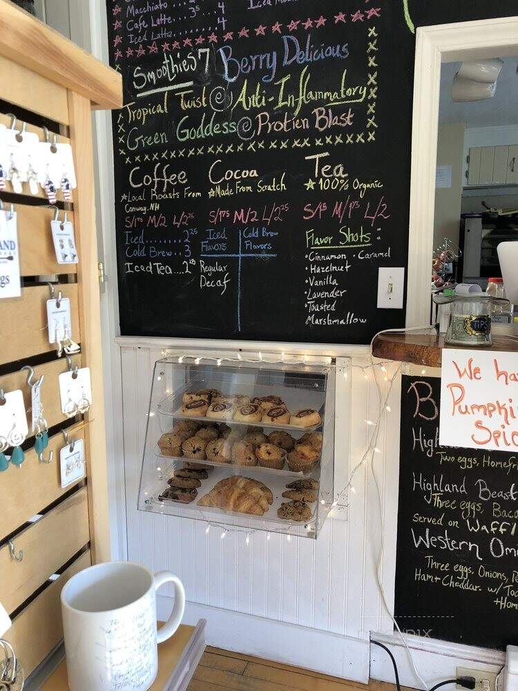 Highland Lake Resort - Bridgton, ME menu_pic