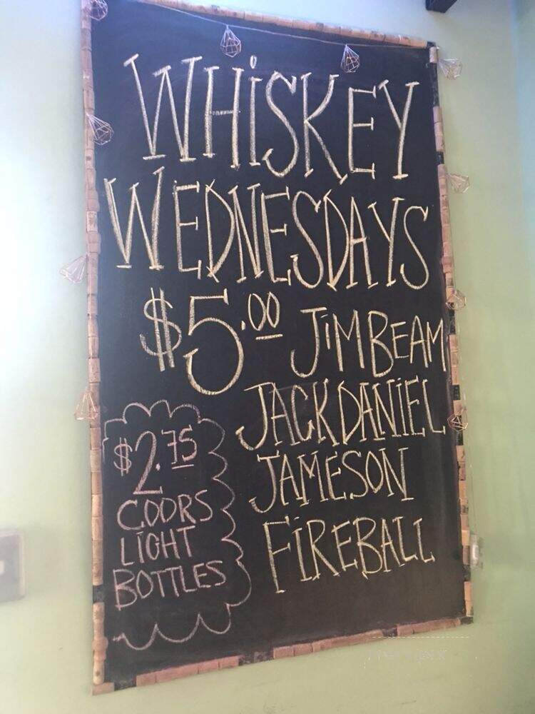 Whooli's - Charlotte, NC menu_pic