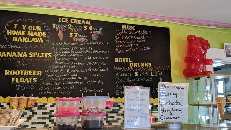 Riverside Coffee Shop - Ice Cream & Fudge Shop - Occoquan, VA