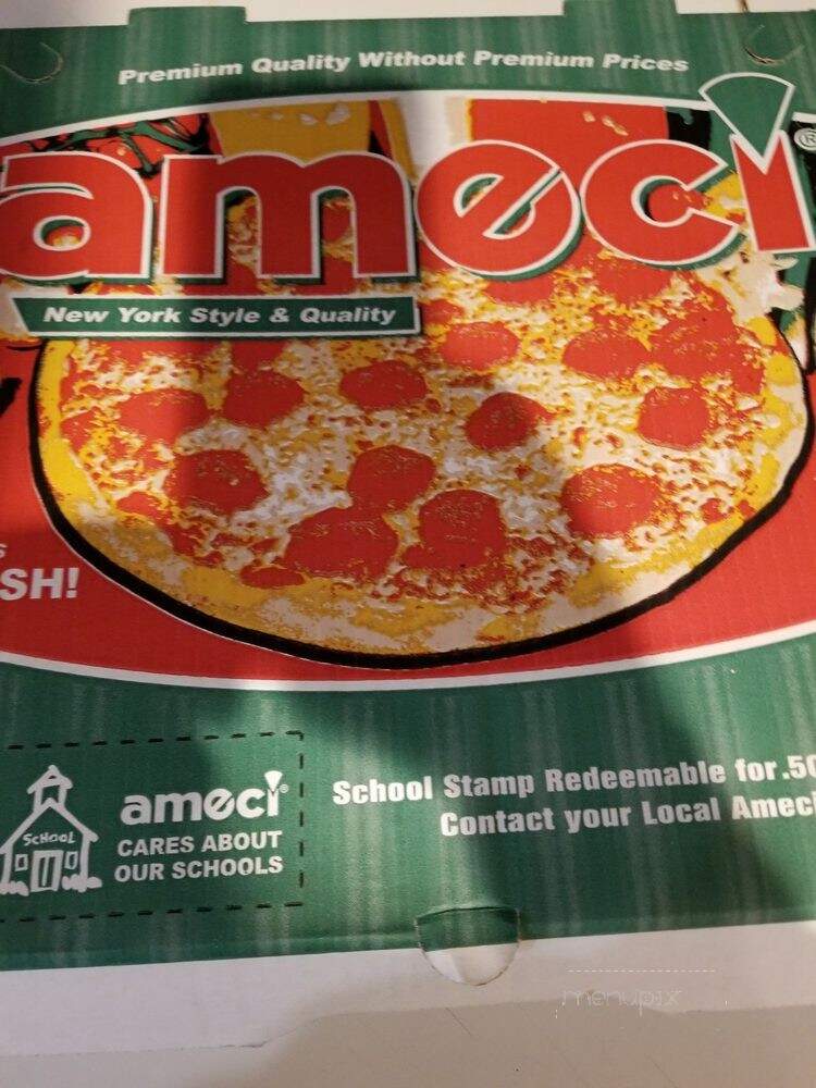 Ameci Pizza & Pasta - Oxnard, CA
