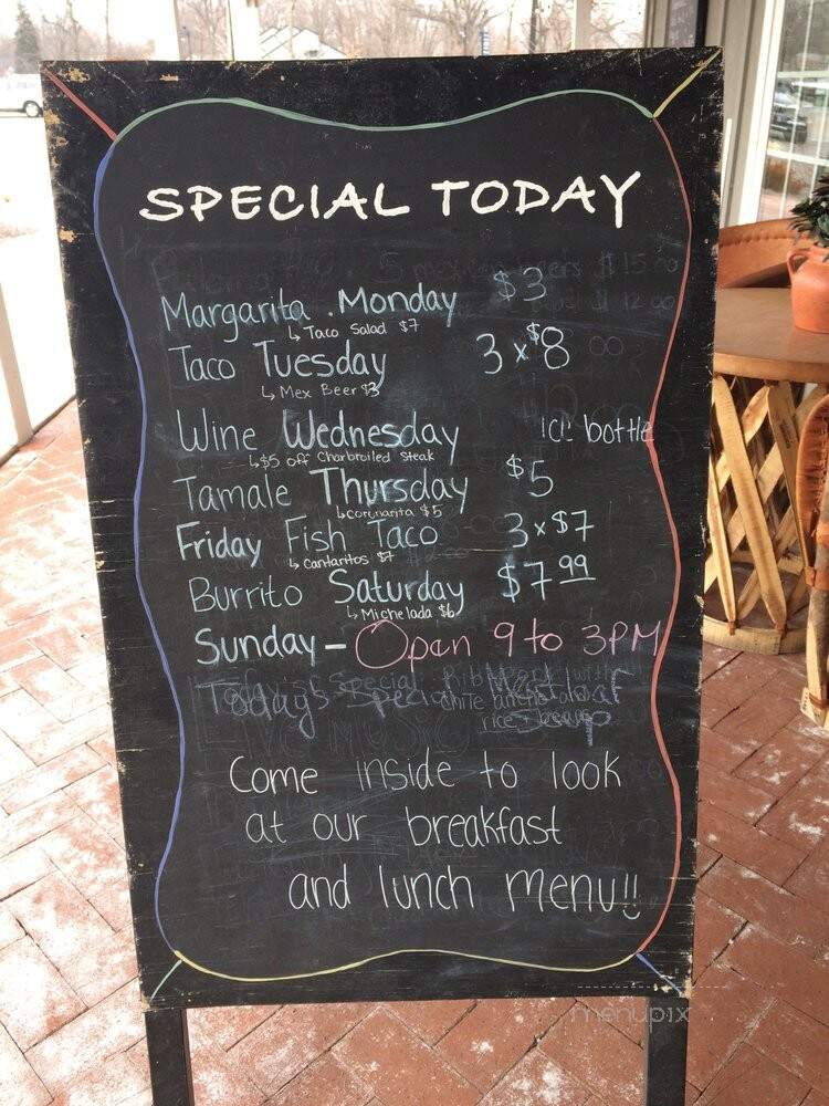 Hacienda El Mirador - Peoria, IL menu_pic