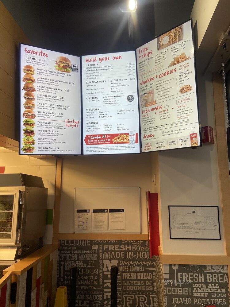 MOOYAH Burgers, Fries & Shakes - Hudson, MA