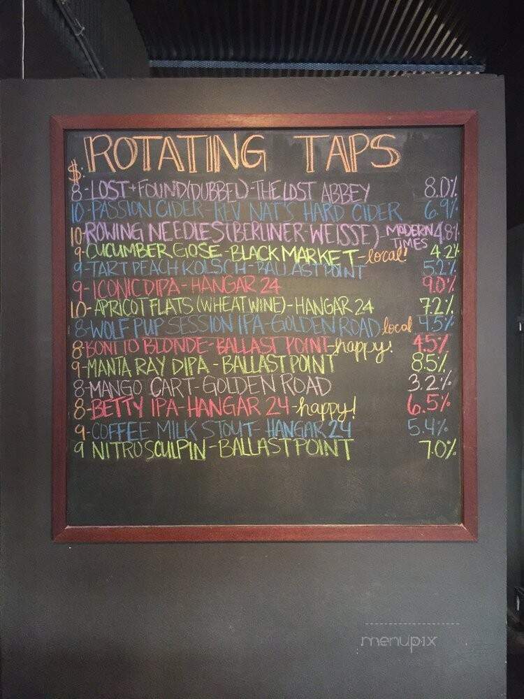 Deja Brew Taproom & Kitchen - Los Angeles, CA