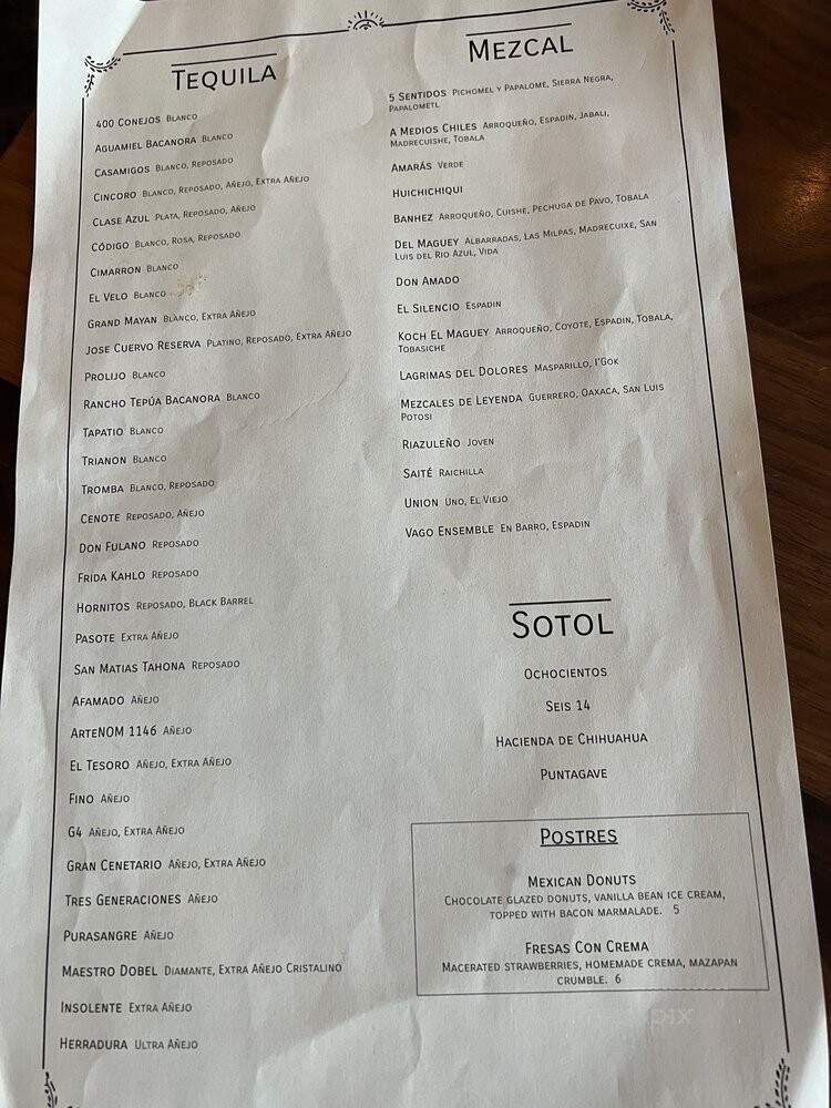 Que Onda Mexican Restaurant - Chicago, IL