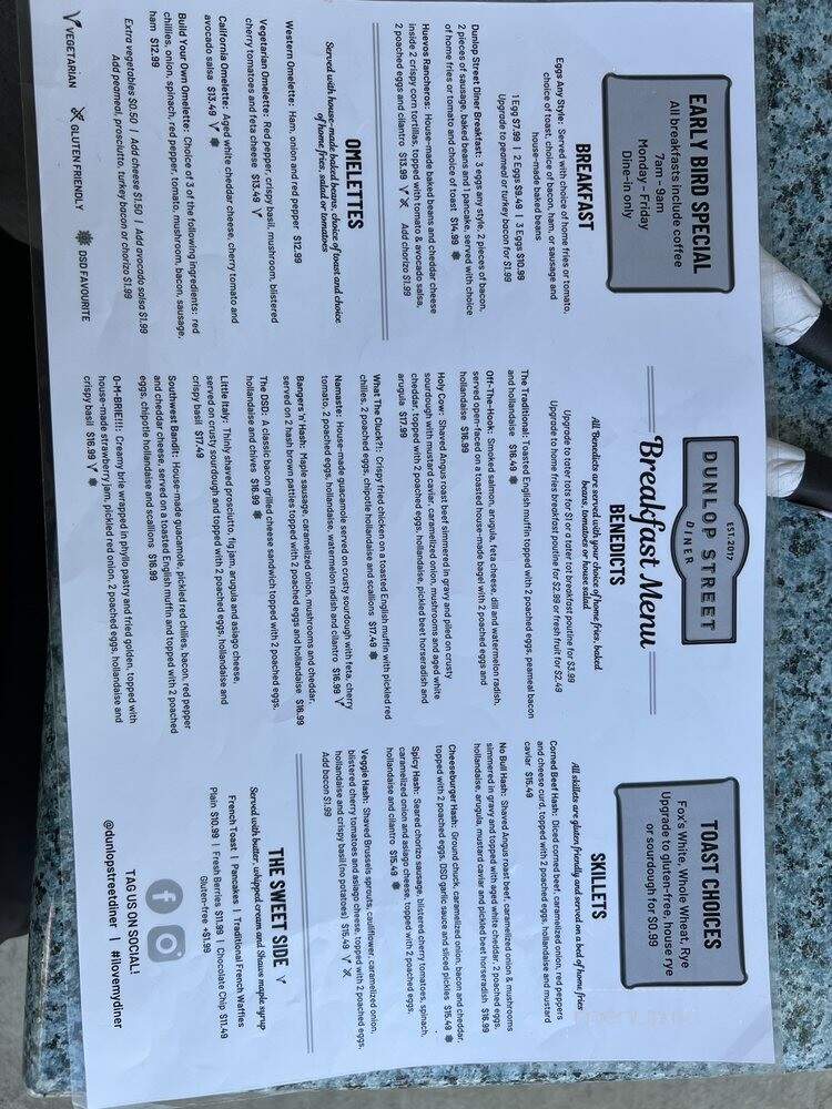 Dunlop Street Diner - Barrie, ON menu_pic