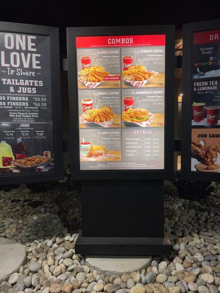 Raising Cane's Chicken Fingers - Corona, CA menu_pic