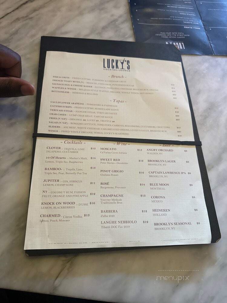Lucky's Cocktail Lounge - New York, NY