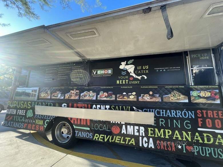 Vchos Truck - Montebello, CA menu_pic