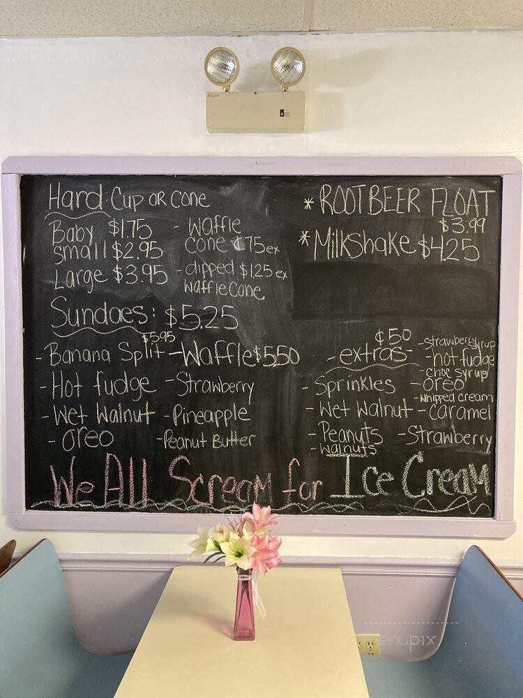 B's Sweet Treats & Cafe - Clifton Township, PA menu_pic