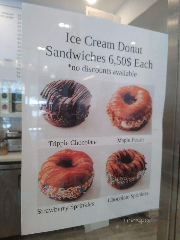 Maverick's Donuts - Ottawa, ON menu_pic