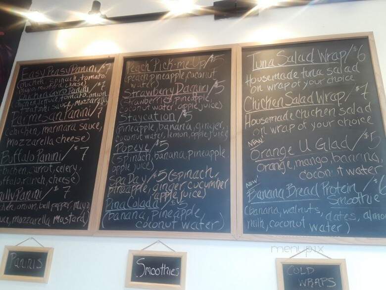 Easy Living Juice Bar - Chicago, IL