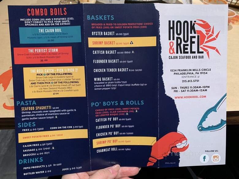 Hook & Reel Cajun Seafood & Bar - Philadelphia, PA