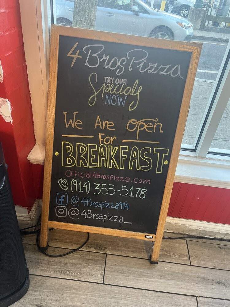 4 Bros Pizza - New Rochelle, NY