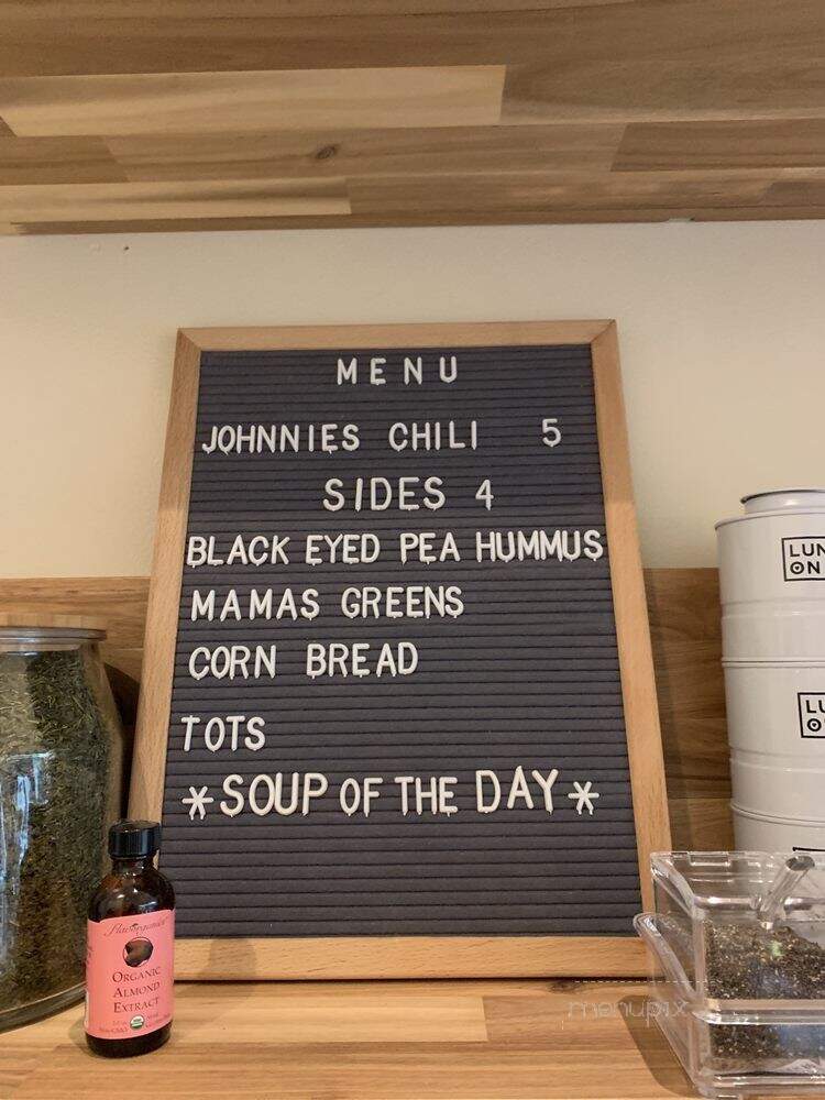 LaRayia's Bodega - Los Angeles, CA menu_pic