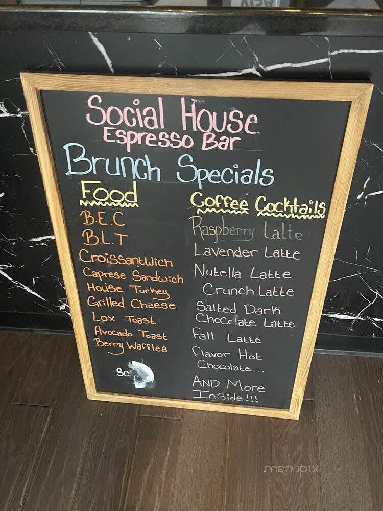 Social House Cafe - Brooklyn, NY