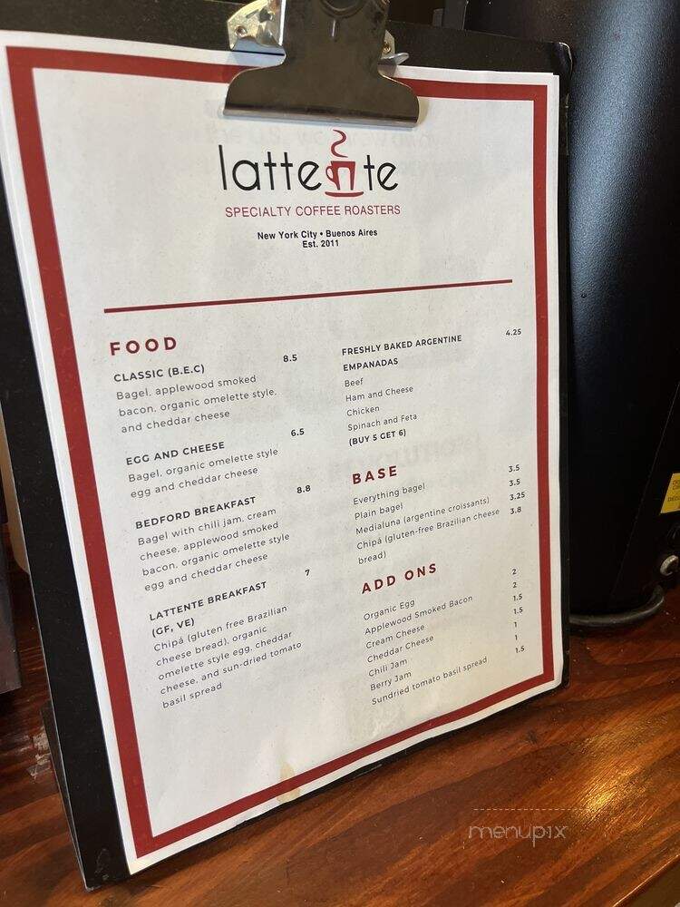 Lattente - Brooklyn, NY