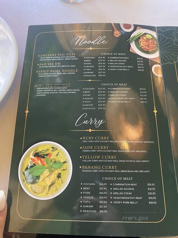 Sra Bua Thai Cuisine - Seattle, WA