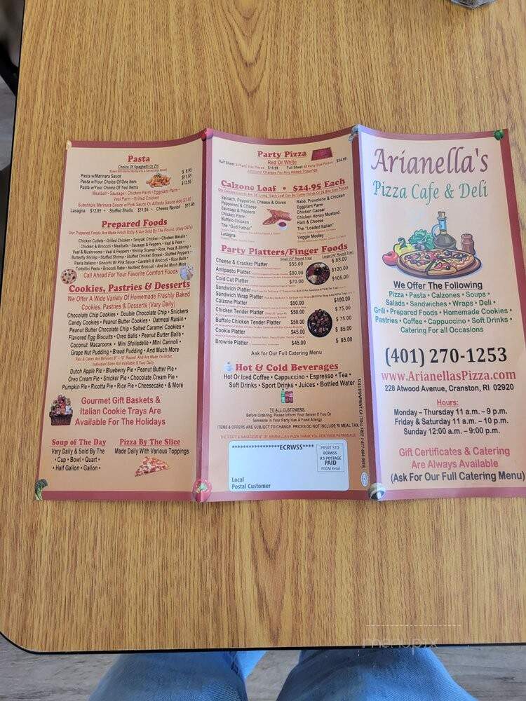 Arianella's Pizza Cafe & Deli - Cranston, RI