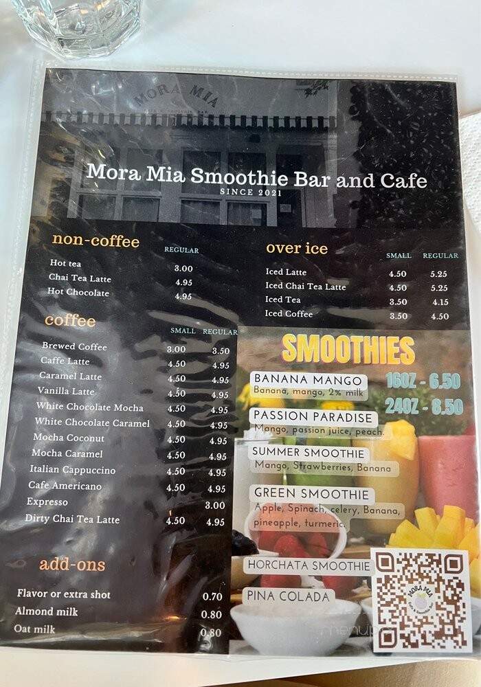 Mora Mia Smoothie Bar and Cafe - Chicago, IL