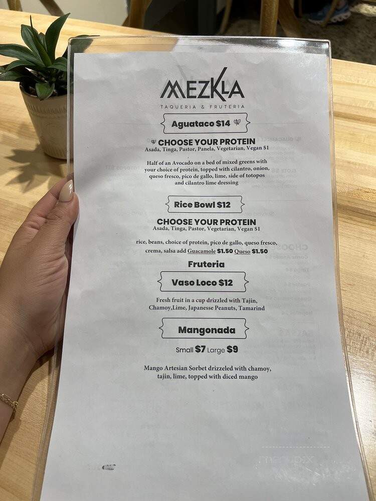 Mezkla Taqueria - Holland, MI