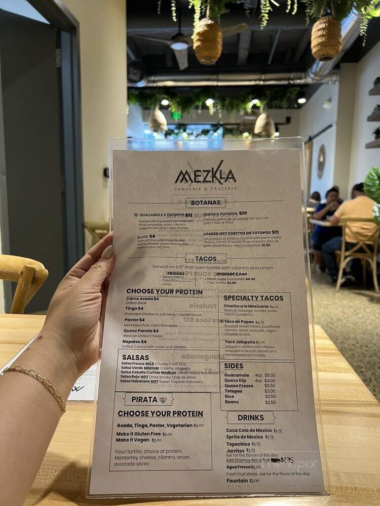Mezkla Taqueria - Holland, MI menu_pic