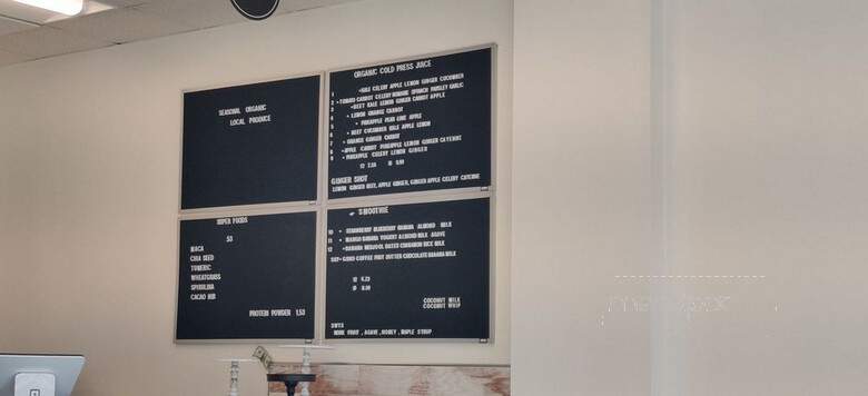 Apple Berries Juice Bar - Chelan, WA menu_pic