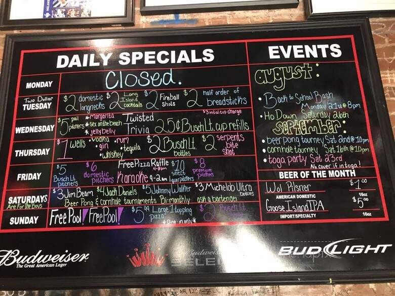 Ballyhoo Tavern - Terre Haute, IN