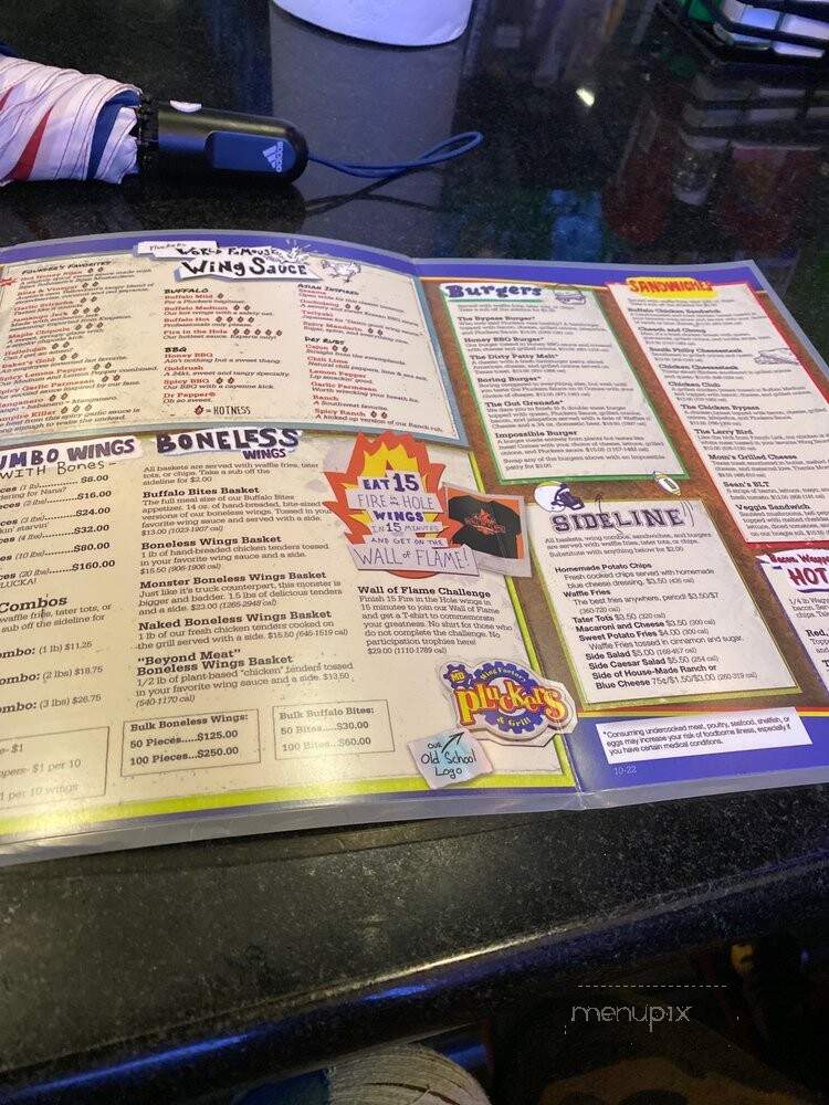 Pluckers Wing Bar - Addison, TX