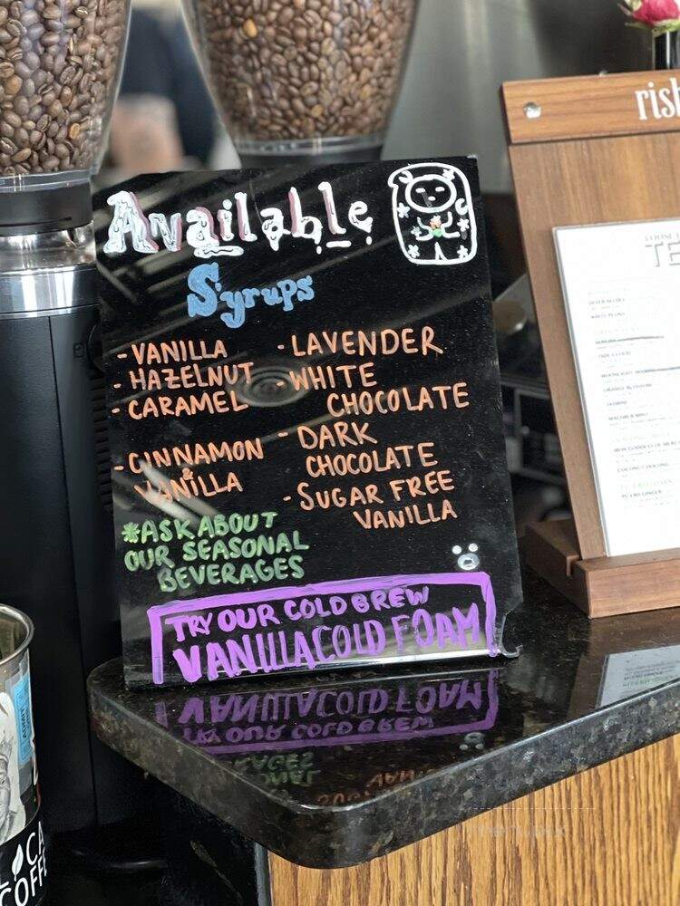 Amavida Coffee and Tea - Panama City, FL