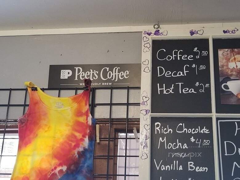 Tangled Hearts Bakery - Groveland, CA menu_pic