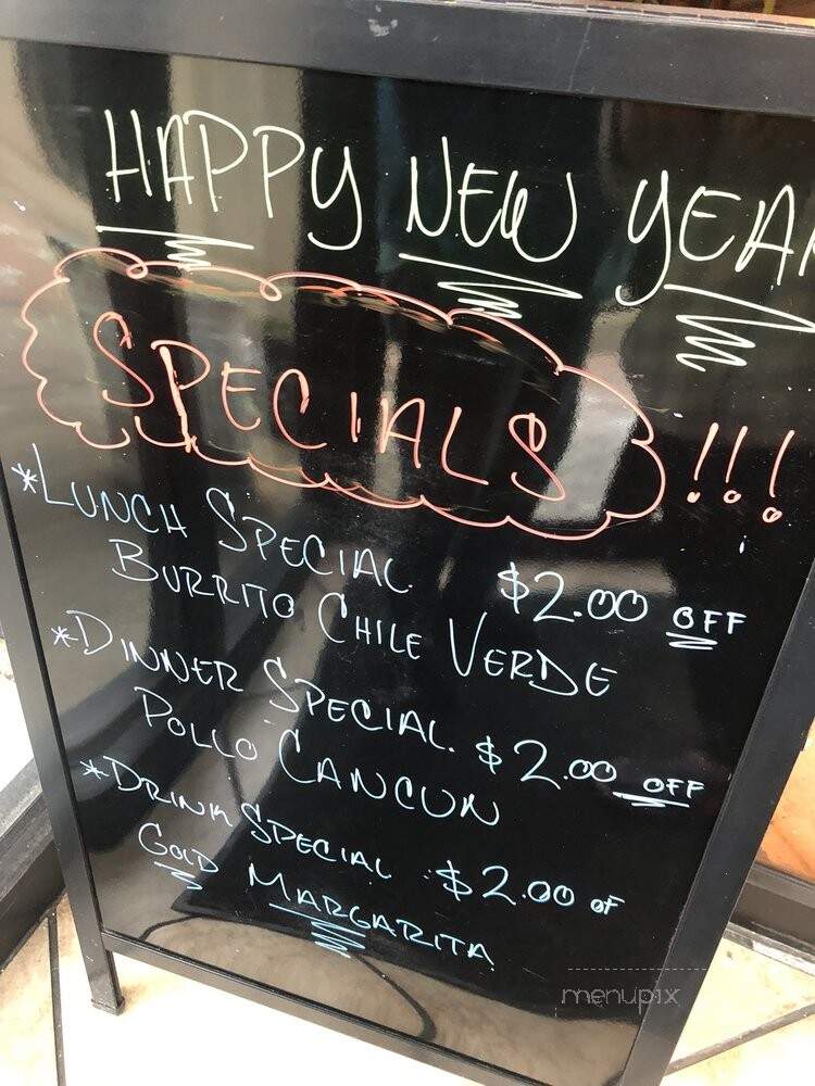 Tres Potrillos - Galloway, OH menu_pic