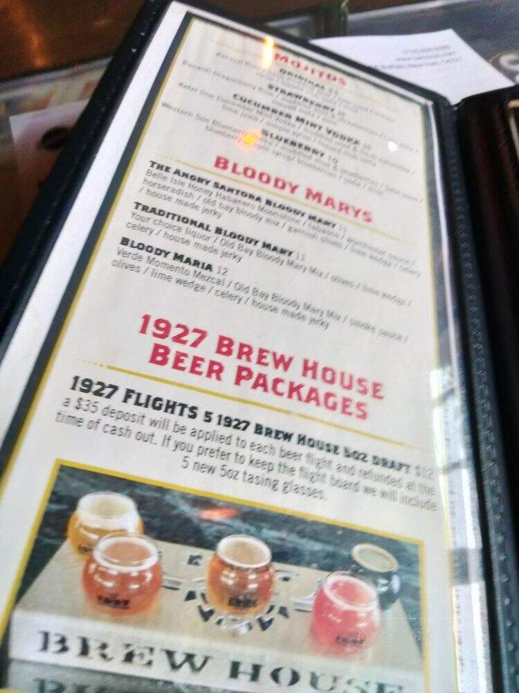 Santoras Pizza Pub and Grill - Williamsville, NY menu_pic