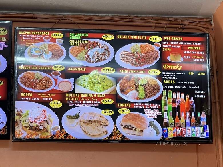 Los 3 Pollos - Compton, CA