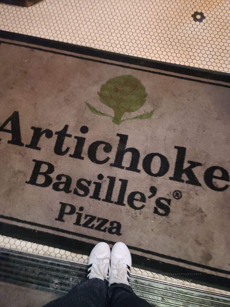 Artichoke Basille's Pizza - Berkeley, CA